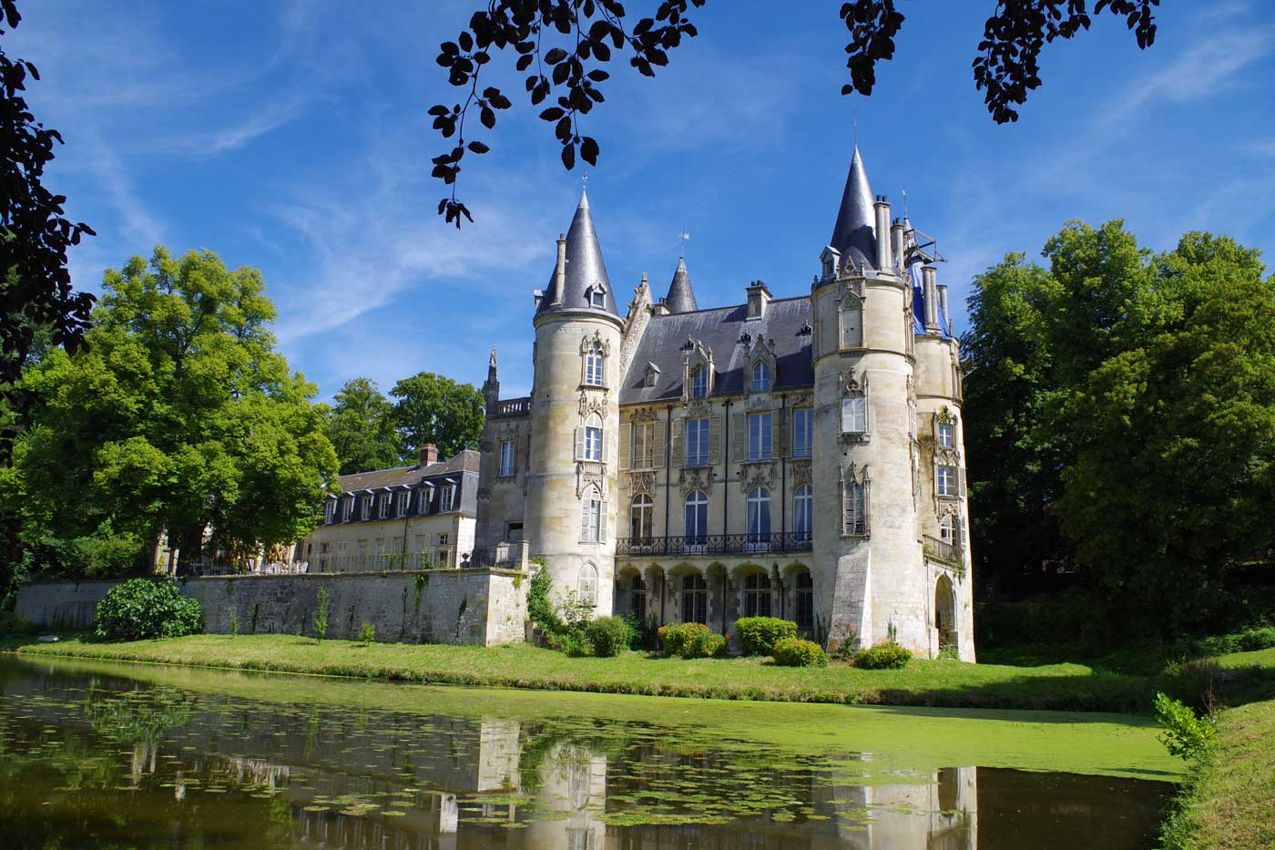 château de Mont-l'Évêque, Aquilon, Aquilon Découverte, visite, histoire, architecture, archéologie, Senlis, Chantilly, Compiègne, tourisme, Valois, Oise, famille, comité d'entreprise, groupe, château