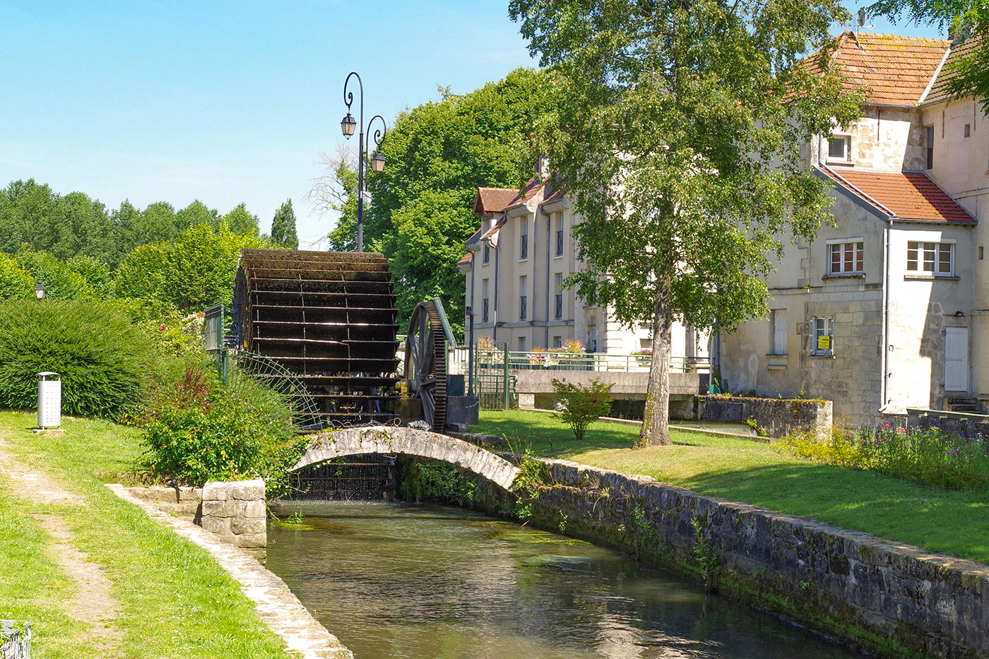 randonnée rives de l'Ourcq, Aquilon, Aquilon Découverte, visite, randonnée, histoire, architecture, archéologie, Senlis, tourisme, Valois, Oise, famille, comité d'entreprise, groupe, château, église, abbaye