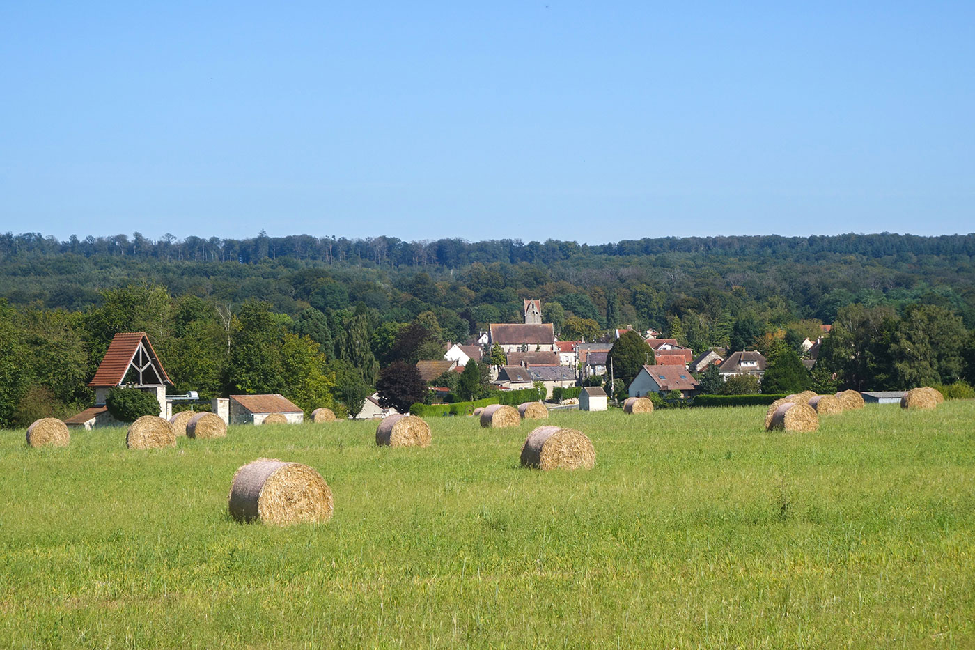 village d'Eméville, Aquilon, Aquilon Découverte, visite, histoire, architecture, archéologie, Senlis, Chantilly, Compiègne, tourisme, Valois, Oise, famille, comité d'entreprise, groupe, église